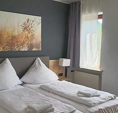B3 Hotel